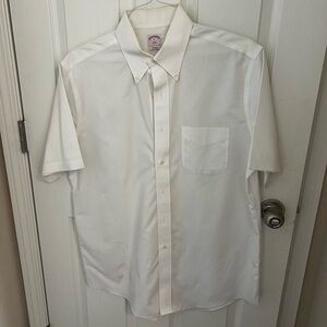 Brooks Brothers White Casual Button Down Shirt